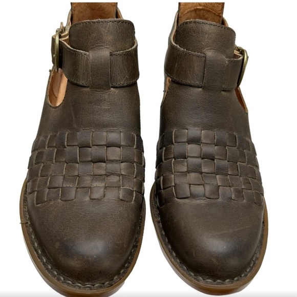 Born Viveka Woven Ankle Booties (8M) - Picture 8 of 12